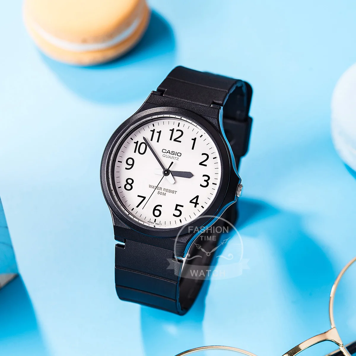 Casio Watches Smartwatch - ساعة كاسيو MW-240 للرجال، ساعة كوارتز