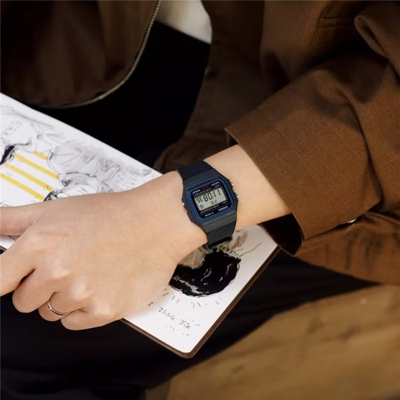 ساعة يد كاسيو F-91W-1 عصرية بت - مراجعة Watch Display Pillow وسعره